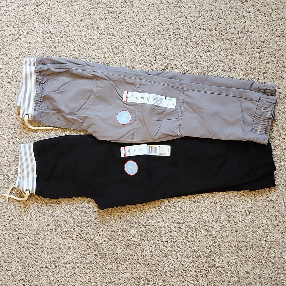 Boys joggers size 5t